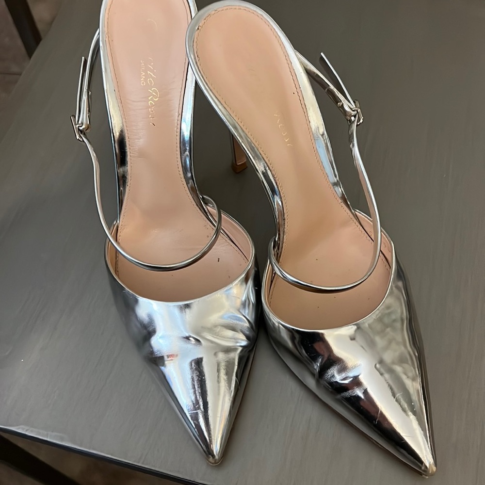Gianvito Rossi Silver Metallic high heels - size 8